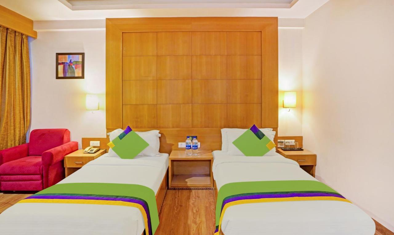 Treebo The Royal Cm, 4 Km From City Palace Jaipur Exterior foto